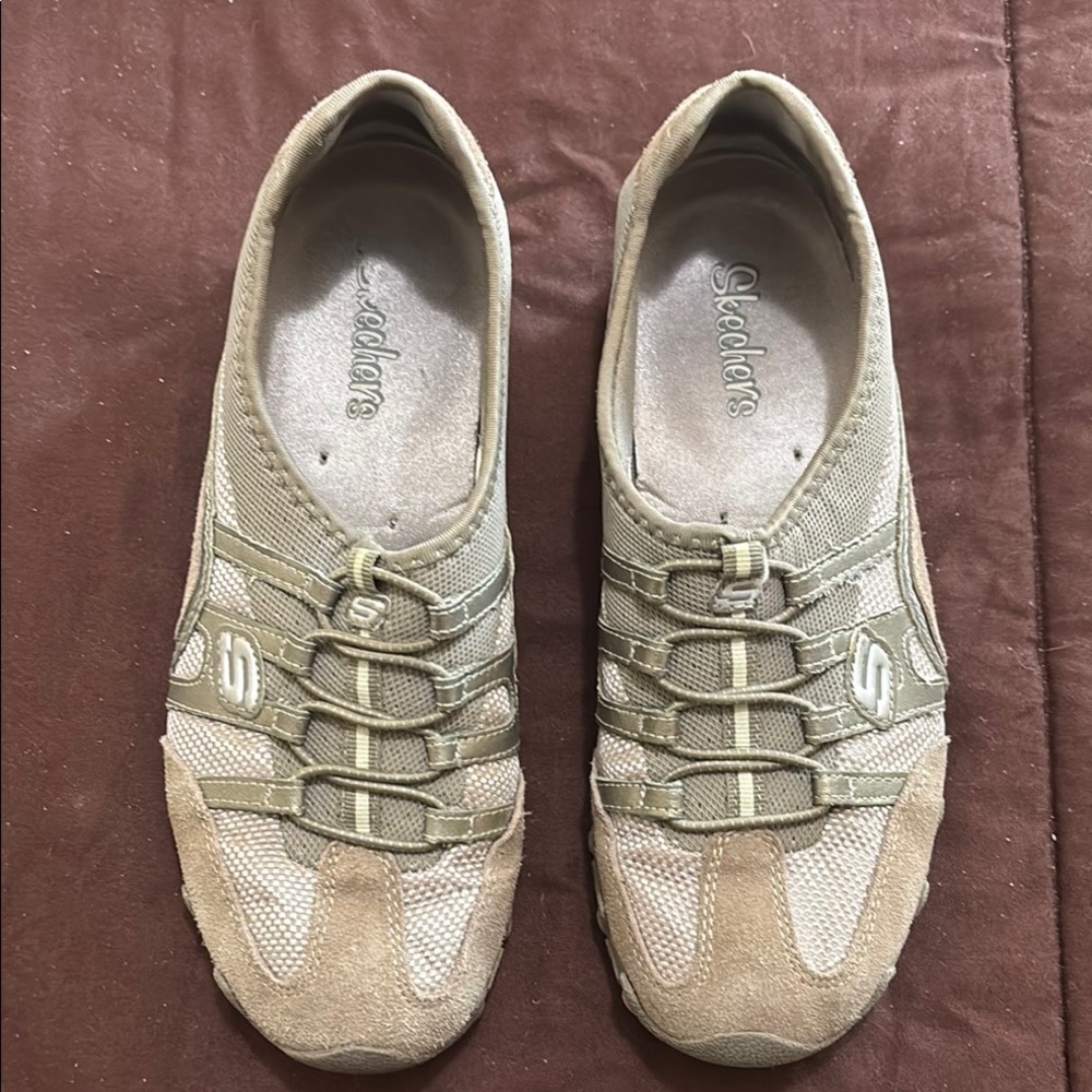 Skechers Tan Slip-On Sneakers with Elastic Laces